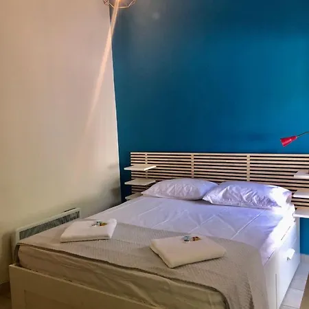 Domus Mare-House By The Sea
