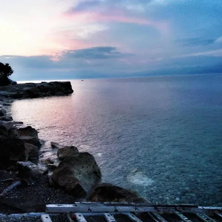 Domus Mare-House By The Sea *