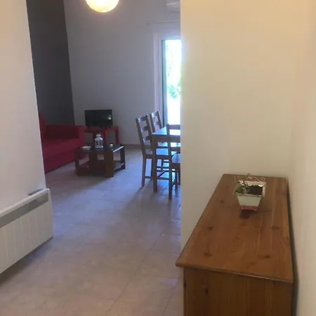 Apartment Domus Mare-House By The Sea