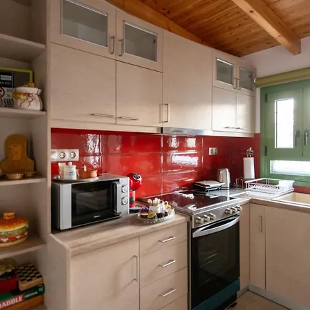 House By The Sea * Egio